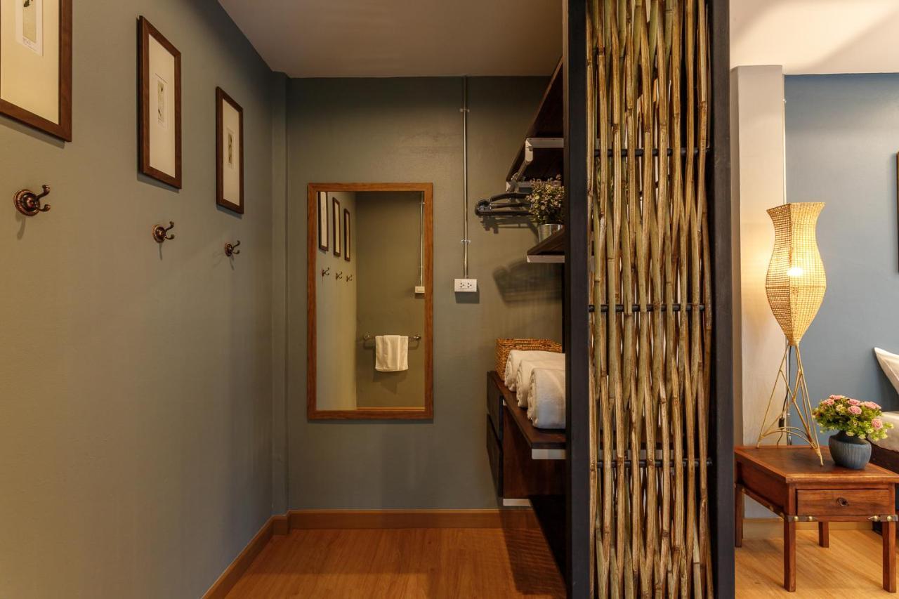 Hostel One Art And Gallery Чиангмай Экстерьер фото