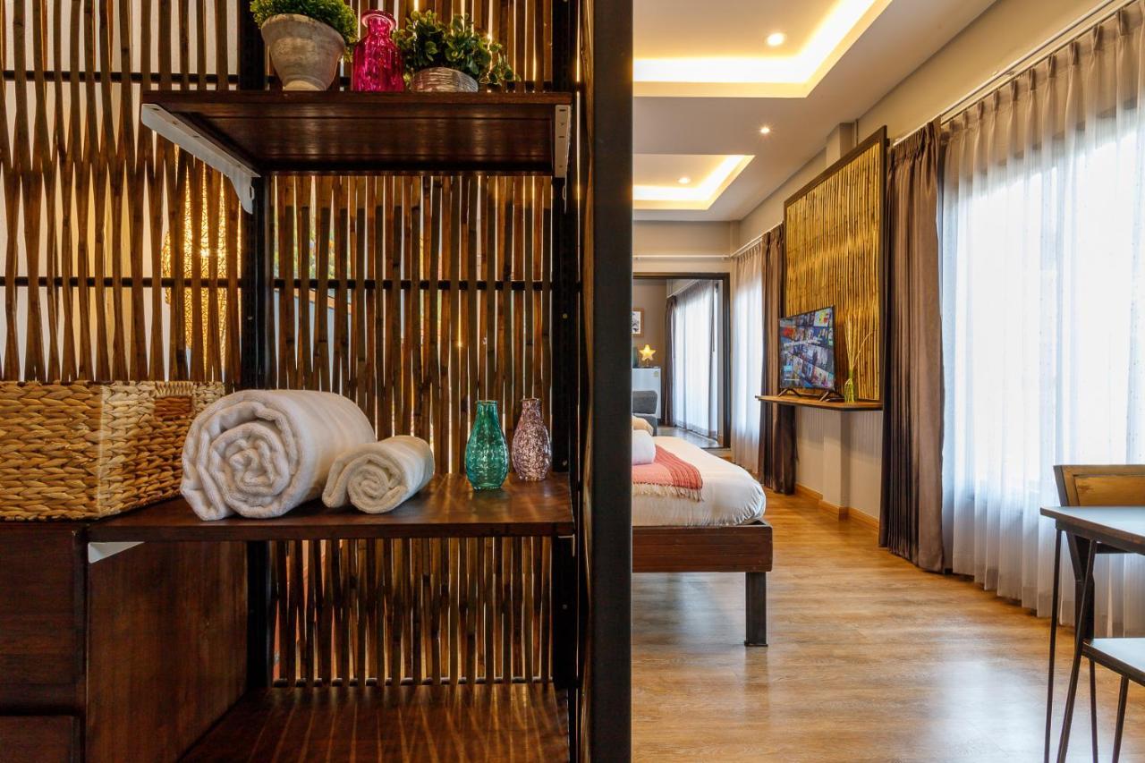 Hostel One Art And Gallery Чиангмай Экстерьер фото